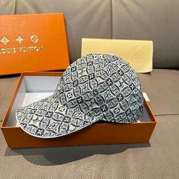 Головные Уборы Louis Vuitton 5922