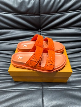 Шлепанцы Женские Louis Vuitton 153093