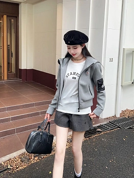 Куртки И Пуховики Женские Moncler 258785