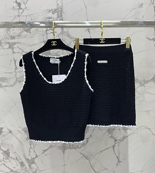 Жилеты Женские Chanel 11339884