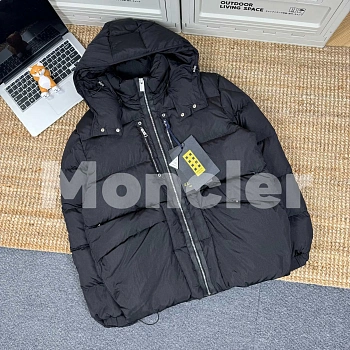 Куртки И Пуховики Женские Moncler 816354