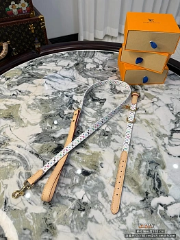 Текстиль Louis Vuitton 11888359