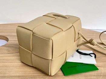 Классические Сумки Женские Bottega Veneta 10633441