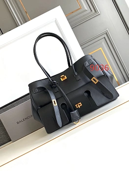 Классические Сумки Женские Balenciaga 84621