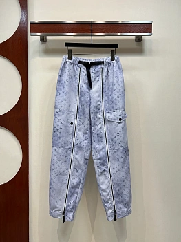 Брюки Женские Louis Vuitton 11638610