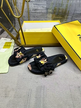 Сандалии Женские Fendi 11513188